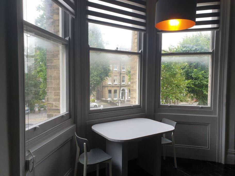 Elegant Studio In Central Hove - 5 Min Walk To Beach - 10 Min To Hove Exterior foto