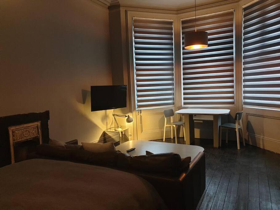 Elegant Studio In Central Hove - 5 Min Walk To Beach - 10 Min To Hove Exterior foto