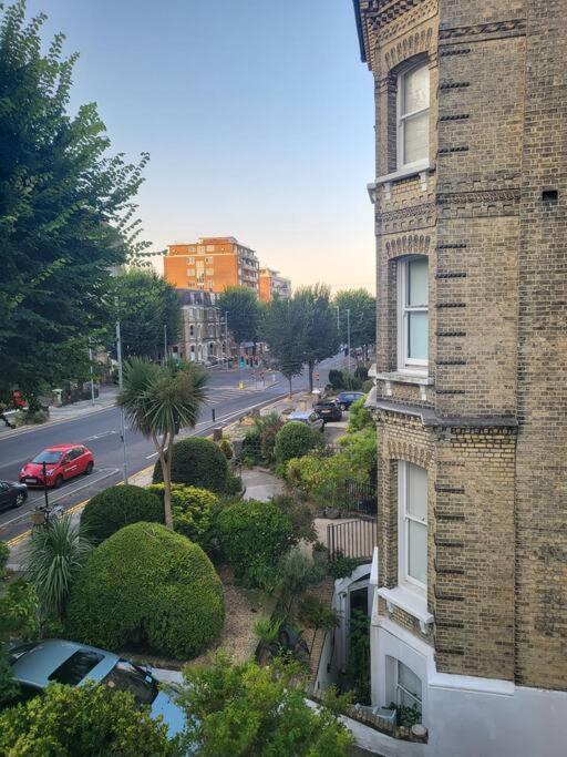 Elegant Studio In Central Hove - 5 Min Walk To Beach - 10 Min To Hove Exterior foto